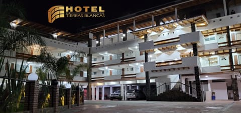 Property building, Facade/entrance, Night, Balcony/Terrace