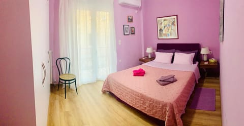 Bring only your toothbrush! Condo in Kallithea