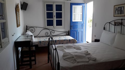 anerousa Bed and Breakfast in Kea-Kythnos