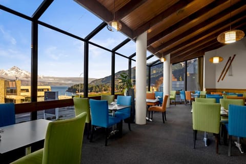 Restaurant/places to eat, Mountain view