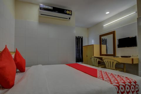 OYO Mayur's Residency Near Malkpet Hotel in Hyderabad