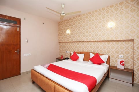 OYO Flagship Hotel Satnam Hotel in Odisha