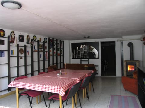 Decorative detail, Dining area