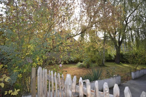 Garden, Balcony/Terrace