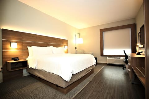 Holiday Inn Express & Suites - Charlotte - South End, an IHG Hotel Hotel in Charlotte
