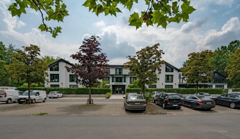 Property building, Neighbourhood, Natural landscape, Parking