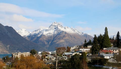 The Whistler Holiday Apartments Apartment hotel in Queenstown