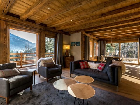 Chalet luxueux 4****, calme, proche pistes ski, 10 pers, WiFi, parking - FR-1-304-196 Chalet in La Clusaz