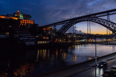 Nearby landmark, City view, Landmark view, River view, Sunset