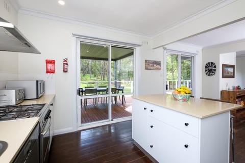 Serenity Halls Gap 2 Absolute NP Frontage Maison in Halls Gap
