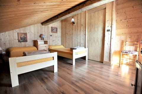 Appartement de 4 chambres a Champagny en Vanoise a 400 m des pistes avec jardin clos et wifi Condo in Champagny-en-Vanoise