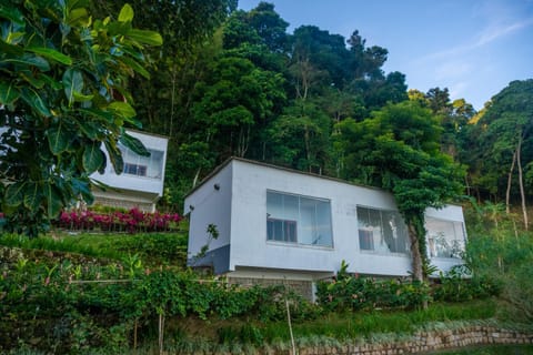 Property building, Garden, On site