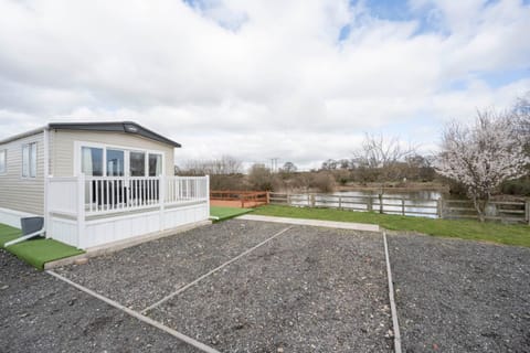 Hallcroft Fishery And Holiday Park Chalet in Bassetlaw District