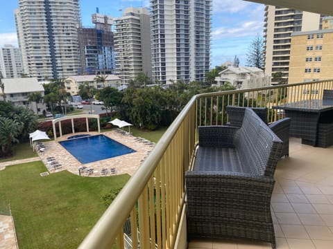 Contessa Holiday Apartments Apartment hotel in Surfers Paradise