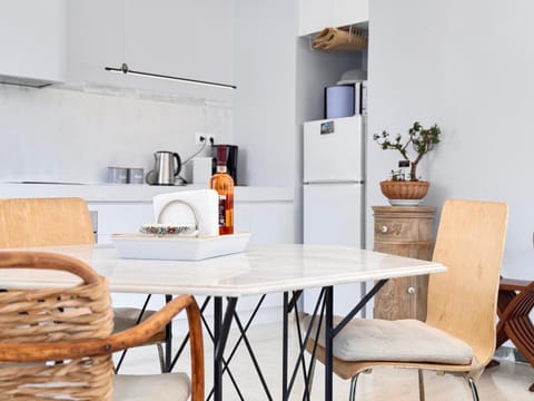 Friends & Family Apartment in Athens