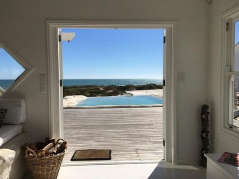 The Lighthouse Yzerfontein Chalet in Western Cape