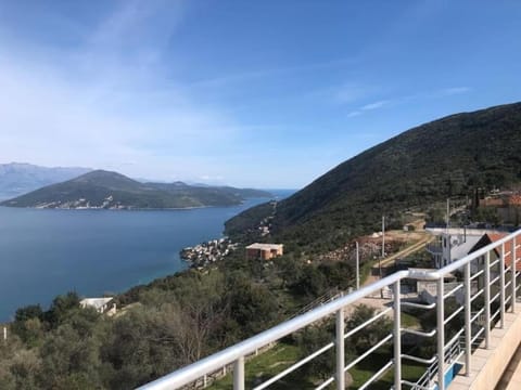 Nearby landmark, Day, Natural landscape, Balcony/Terrace, Mountain view, Sea view