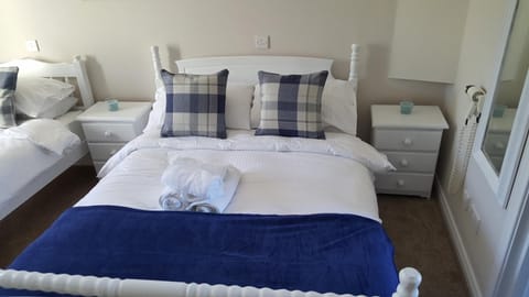 Central Bar Guesthouse Bed and Breakfast in Cushendall