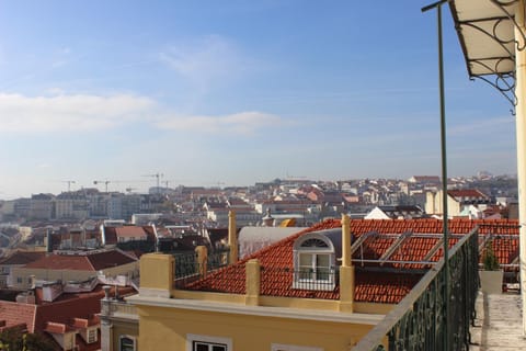 Casa Rio da Saudade Condominio in Lisbon