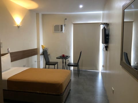 18 Suites Cebu Hotel in Lapu-Lapu City