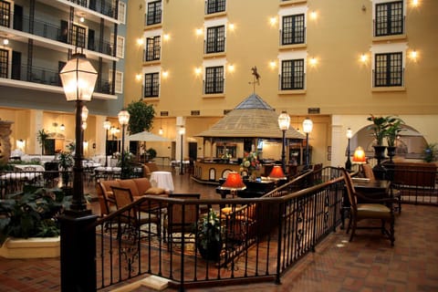 DoubleTree Suites by Hilton Lexington Hotel in Lexington