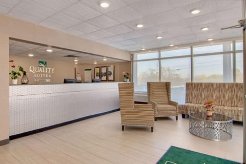Quality Inn & Suites Hotel in Cartersville