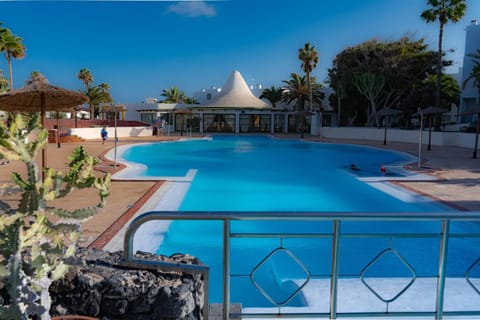 Casa a primera linea de mar Villa in Costa Teguise