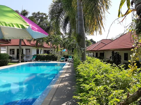 Smile House & Pool Resort in Rawai