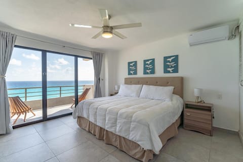 Bedroom, Sea view, air conditioner