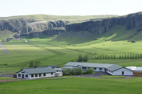 Facade/entrance, Natural landscape, Hiking, Mountain view, Area and facilities