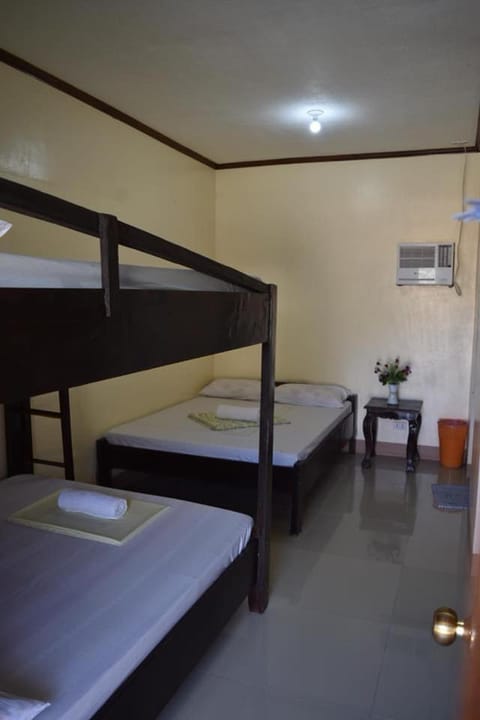 Bia's Beach House, Pagudpud Alquiler vacacional in Ilocos Region