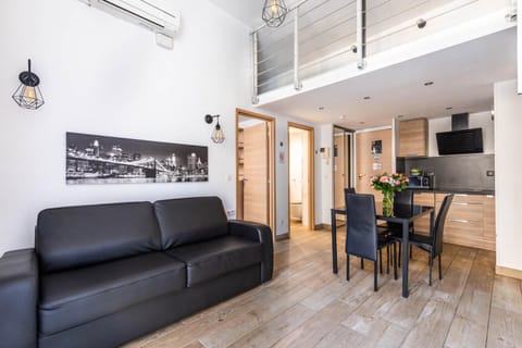 JEAN MÉDECIN - Modern Flat - Heart of center Appartement in Nice