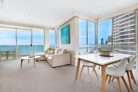 Pacific Views Resort Appartement-Hotel in Surfers Paradise