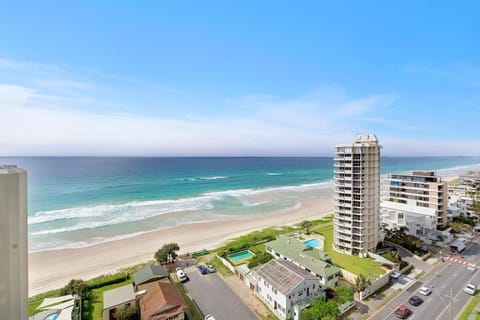 Pacific Views Resort Apartment hotel in Surfers Paradise