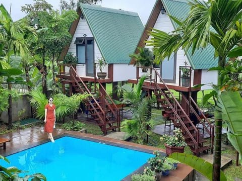Hưng Phát Bungalow Campground/ 
RV Resort in Laos