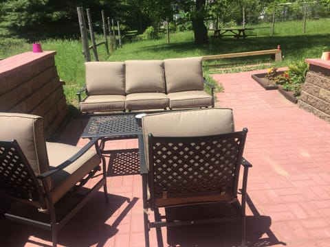 Patio, Seating area