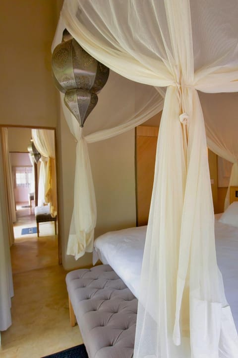 The Royal Sichango Village Hotel in Zimbabwe