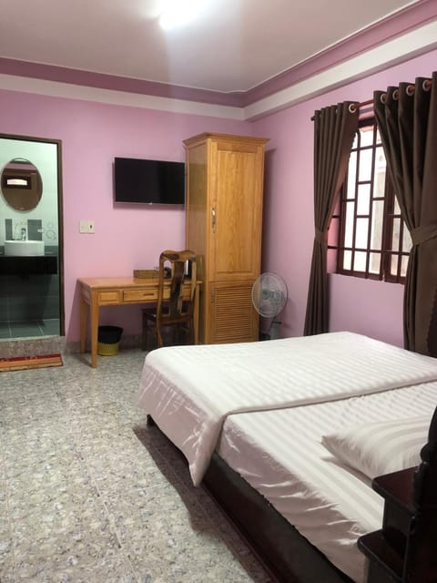 Nhat Quynh Hotel Hotel in Dalat