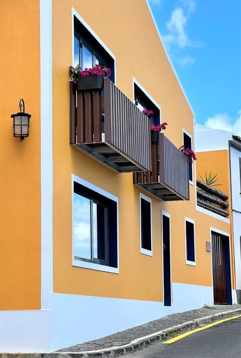 Property building, Facade/entrance, Sea view