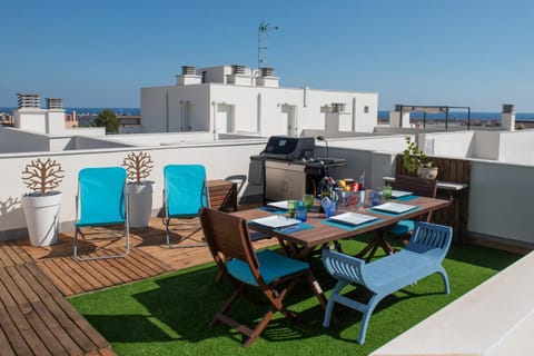 NEW APARTMENT WITH BIG TERRACE 10 Min WALK TO BEACH SUPERMARKETS Copropriété in Calafell