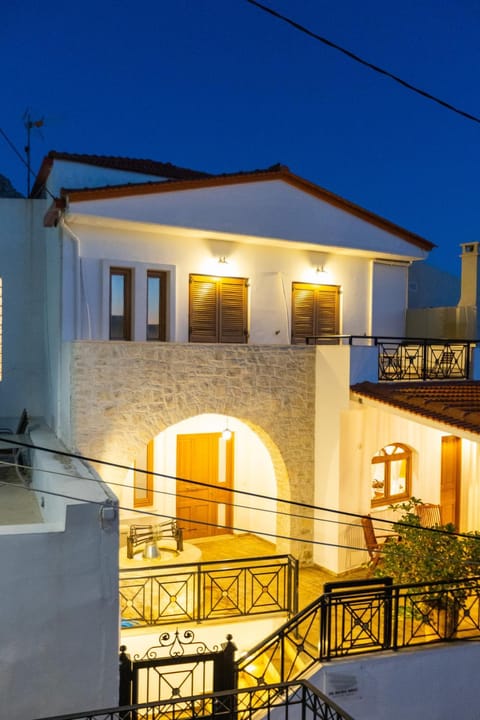 Property building, Balcony/Terrace