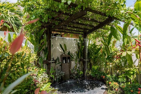 Shower, Toilet, Bathroom, Decorative detail, Garden view