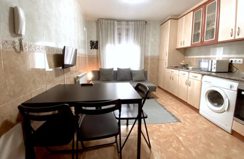 Kitchen or kitchenette, Living room, Dining area