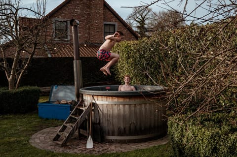 Hot Tub, Evening entertainment, Garden view