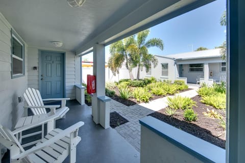 Silver Sands Apartment hotel in Madeira Beach