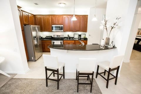 Modern Vacation Apartment with a Lake View at Vista Cay Resort VC4816 House in Orlando