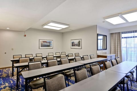 Meeting/conference room