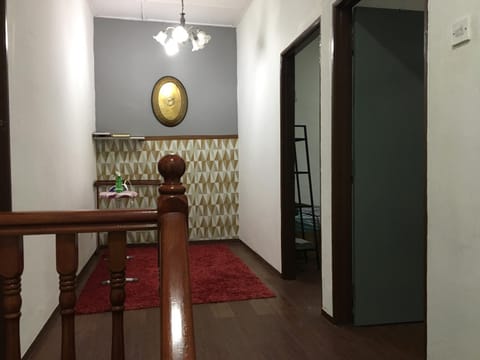 RB Double Storey Bandar Tasik Selatan Homestay Haus in Kuala Lumpur City