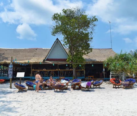 Property building, Beach