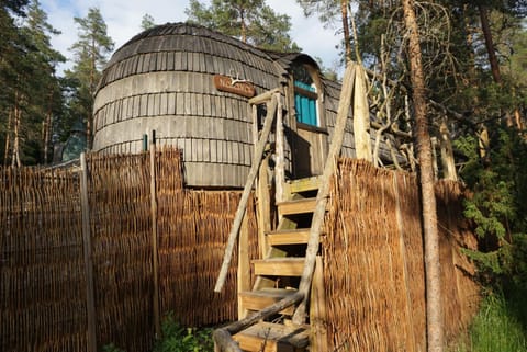 Igluhut – Sleep with reindeer House in Uusimaa